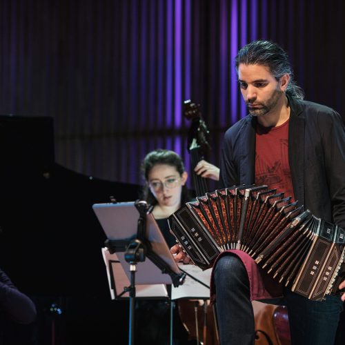 1. Santiago Cimadevilla Tango concert